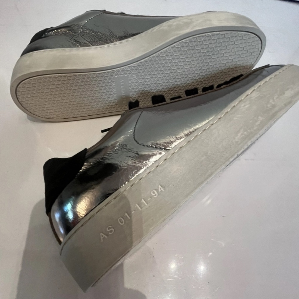 Shana Leather Metallic Sneaker BRAND NEW - Picture 6 of 7